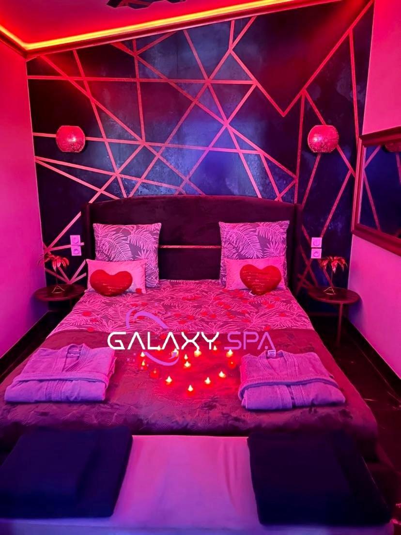 Galaxy Spa - Suite Jupiter Jacuzzi Privatif Champigneulles Eksteriør bilde